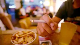 Buscarán amparos restauranteros contra Ley de Control de Tabaco