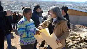 Encabeza Wendy Briseño entrega de obras en Nogales
