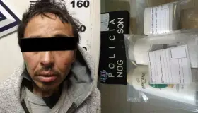 Quería bañarse y roba shampoo de farmacia