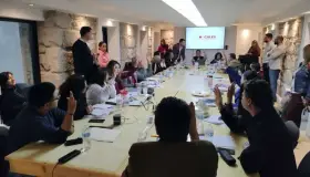 Autorizan regularizar predios de 20 escuelas