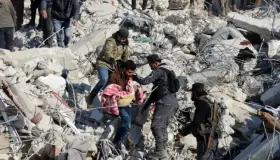 Aumenta cifra de muertos a más de 11 mil tras terremoto en Turquía y Siria