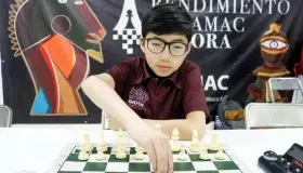 Ratifican a niño nogalense para su pase a Megarregional de ajedrez