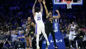 Embiid en duda para All Star