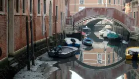 Están canales de Venecia sin agua y temen nueva sequía en Italia