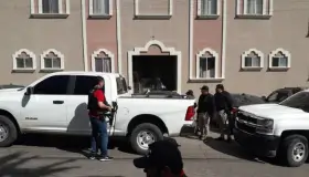 Realizan cateo en edificio