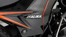 Se llevan motocicleta frente a domicilio del propietario