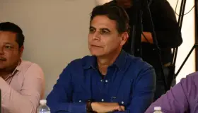 Participa regidor en foro convocado por el Congreso