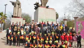 Celebran el 217 aniversario del natalicio de Benito Juárez