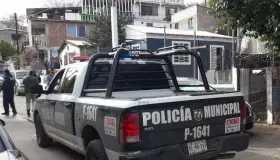 Aseguran pick up en la Empalme