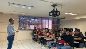 Opina Durazo sobre aparición de exgobernador Padrés en la Unison