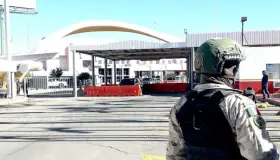 Impide GN cruzar a estadounidense a EU en estado de gravedad