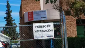 Llaman a profesores a vacunarse