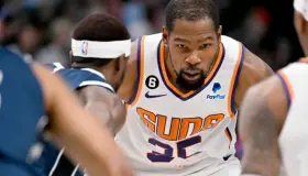 Durant debuta en Phoenix