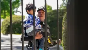 Ingresa menor a Casa Blanca; es el intruso más pequeño de la historia