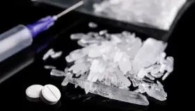 Superan metanfetaminas al alcohol como droga de alto impacto: Ssa