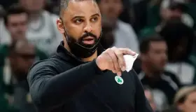 Udoka toma a Rockets