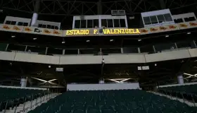 Reconocen a Fernando Valenzuela