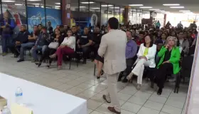 Exponen en foro consecuencias de cambios en pensión alimentaria