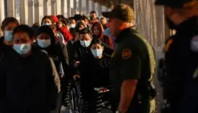 Plantean estrategias ante terminación de Título 42