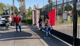 Trabajadores académicos de la Unison se van a huelga