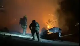 Incendio consume vivienda en la Simón Bolívar