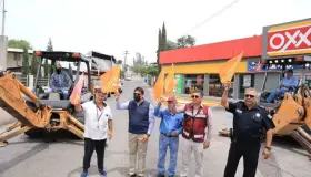 Da banderazo Alcalde de nueva pavimentación