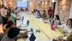 Tendrán maestros descuentos en predial y multas