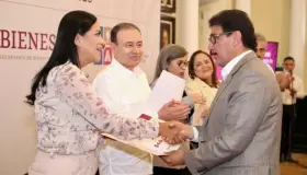 Recibe Alcalde de Nogales recursos por 40.3 mdp