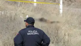 Encuentran cuerpo sin vida de joven en terreno baldío