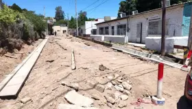 Avanza obra en calle Revolución con fondos del Repuve