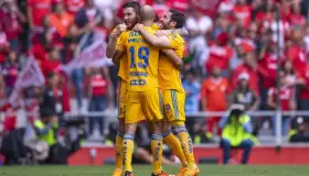 Gol de Córdova da pase a Tigres