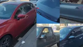 Quiebran cristales a vehículos