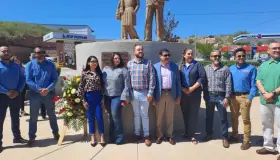 Celebran el Día del Maestro