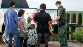 Presenta SRE acuerdo en defensa de mexicanos en EU