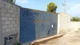 Encuentran manual para producir metanfetaminas en vivienda cateada