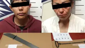 Detienen a pareja con armas blancas