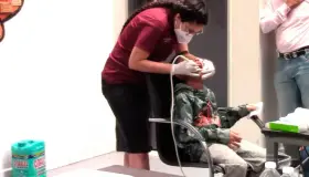 Llevan jornada de salud a migrantes de Iniciativa Kino