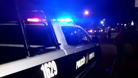 Despojan a extranjero de vehículo