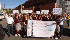 Caminan por la prevención del uso de las drogas