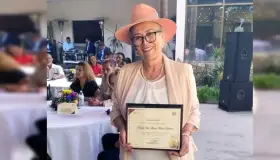 Cumple 50 años de servicio la maestra Rosa María Muñoz