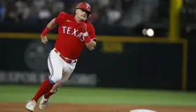 Tienen Rangers inicio soñado