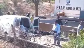 Localizan cuerpo sin vida en pila de aguas negras