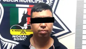 Roba auto de su hermano; lo reportan y lo detienen