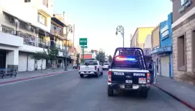 Amenaza y agrede a dentista un cliente