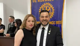 Asiste Jessica Juvera a evento rotario