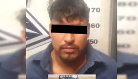 Conducía ebrio y traía un machete