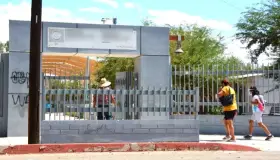 Tienen padres de familia que realizar último paso de inscripción