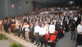 Gradúan 332 ingenieros y 42 licenciados de UTN