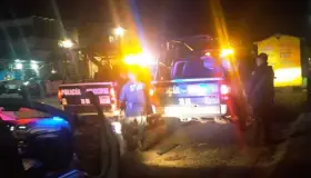 Pelea con compañero por dinero y resulta golpeado