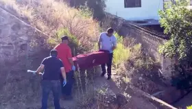 Encuentran a hombre sin vida en vías del tren